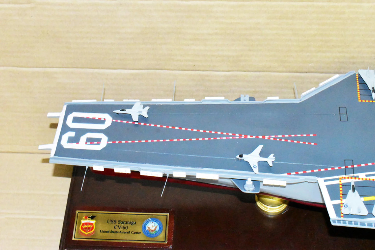 USizeSize Sizearatoga CV-60 Aircraft Carrier Model,Navy,Sizecale Model,Mahogany,Forrestal Class