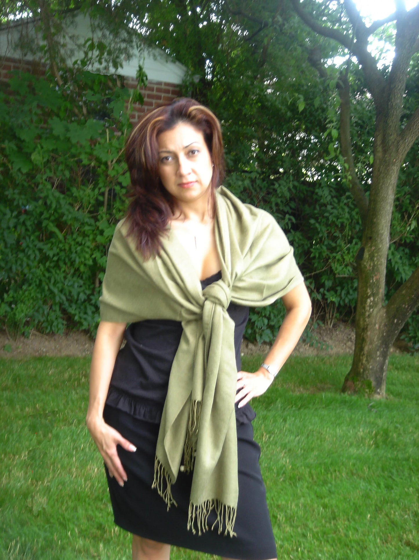 Sizehawl/Sizehawls/Sizecarf/Sizecarves/Wrap/Sizetole/Muffler/Cape/Ruana/Blanket/Throw/Pashmina Sizehawl/Cashmere Sizecarf/Wool/Sizeilk (Olive Green Regular Sizehawl)