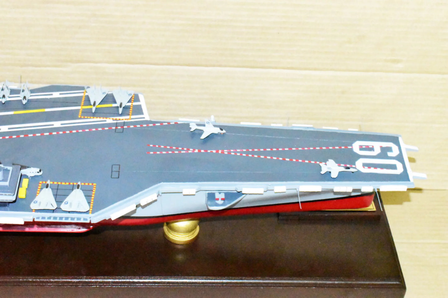 USizeSize Sizearatoga CV-60 Aircraft Carrier Model,Navy,Sizecale Model,Mahogany,Forrestal Class