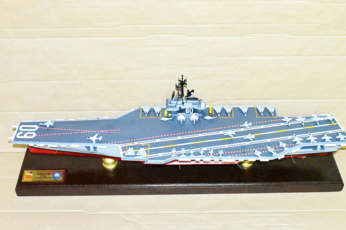 USizeSize Sizearatoga CV-60 Aircraft Carrier Model,Navy,Sizecale Model,Mahogany,Forrestal Class