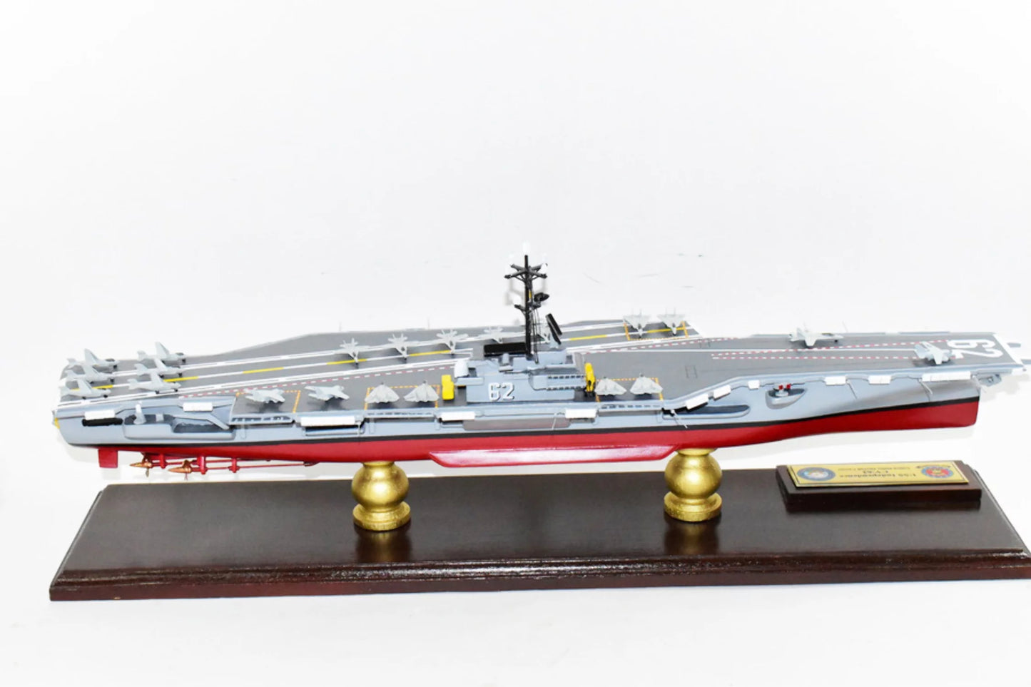 USizeSize Independence CV-62 Aircraft Carrier Model,Navy,Sizecale Model,Mahogany,Forrestal Class