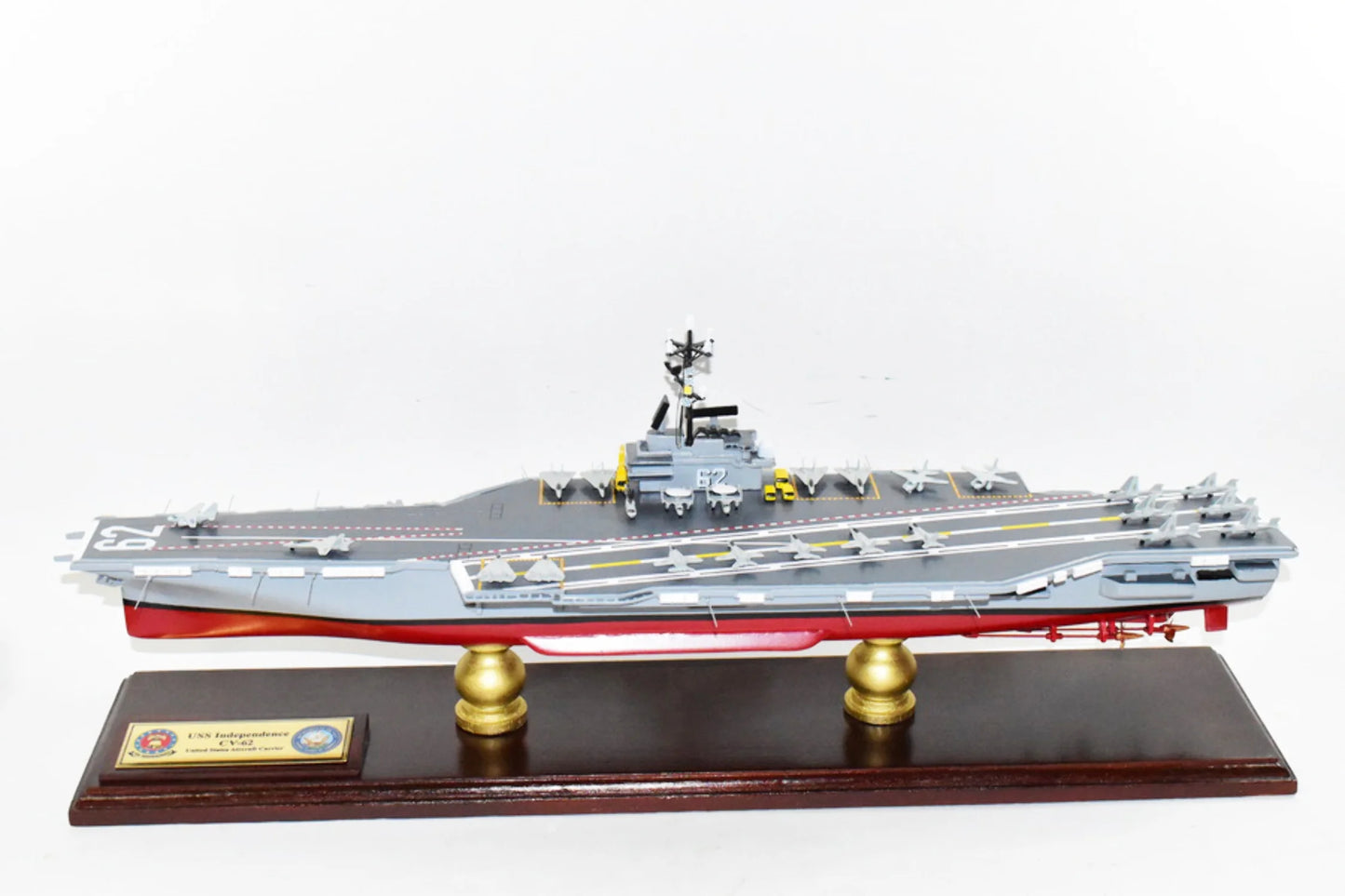 USizeSize Independence CV-62 Aircraft Carrier Model,Navy,Sizecale Model,Mahogany,Forrestal Class